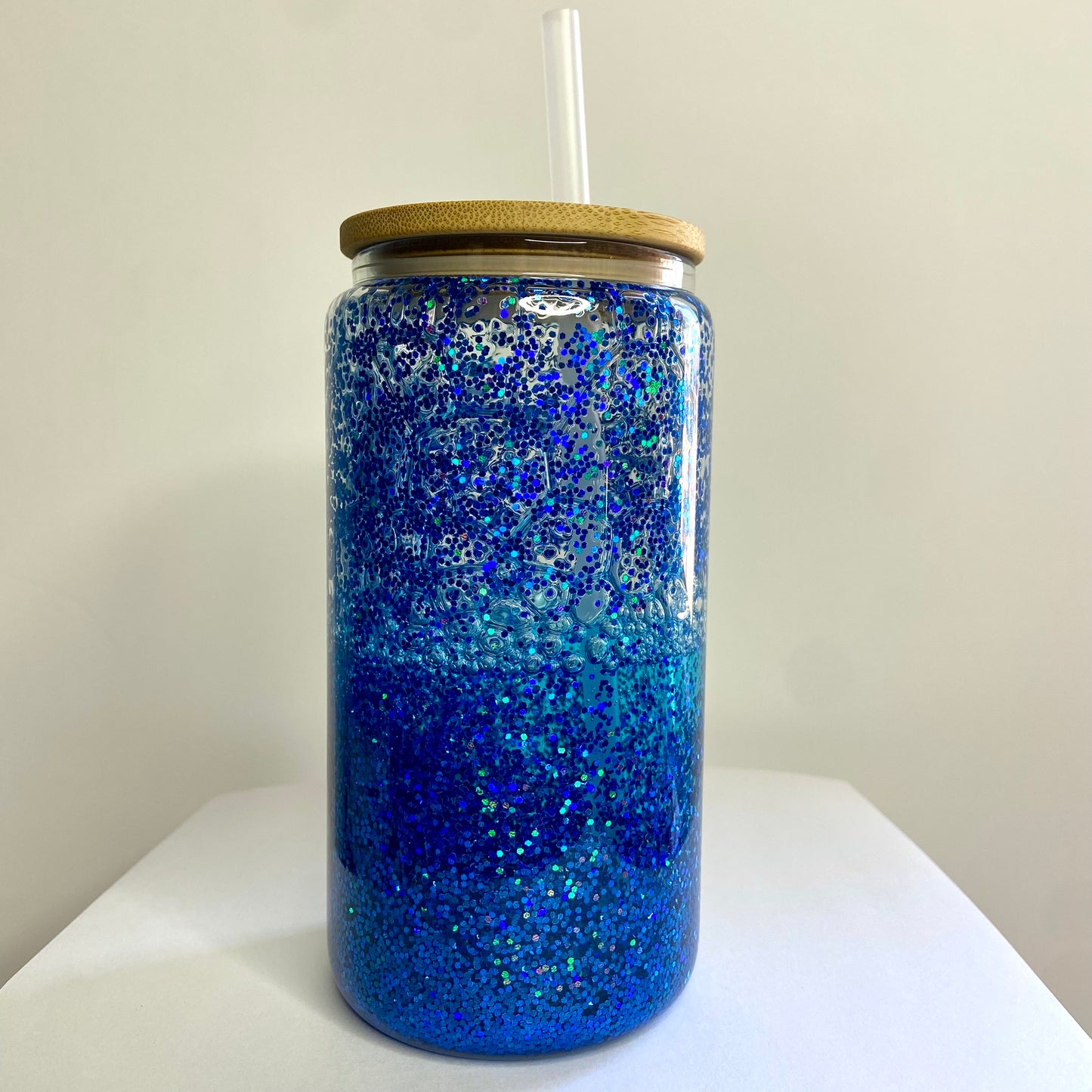 16oz Glass Snow Globe Cup - Blue Glitter